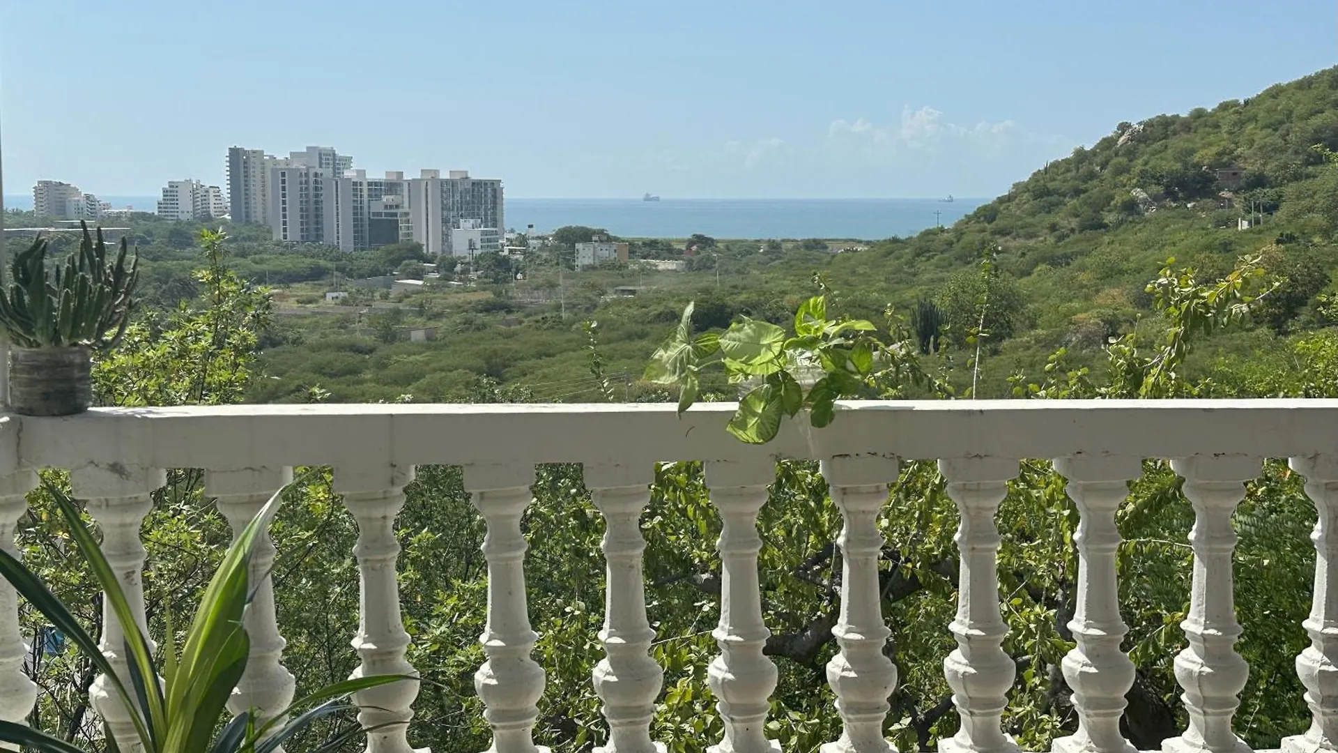 Almare Guest House Santa Marta